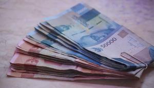 Ilustrasi uang rupiah. (Photo by Mufid Majnun on Unsplash)