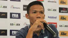 Bek Persela, Eky Taufik, jelang melawan Persib di Bandung, Minggu (15/7/2018). (Bola.com/Muhammad Ginanjar)