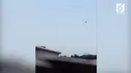 Bak film Hollywood, seorang anggota gangster berhasil kabur dari penjara di Perancis menggunakan helikopter.