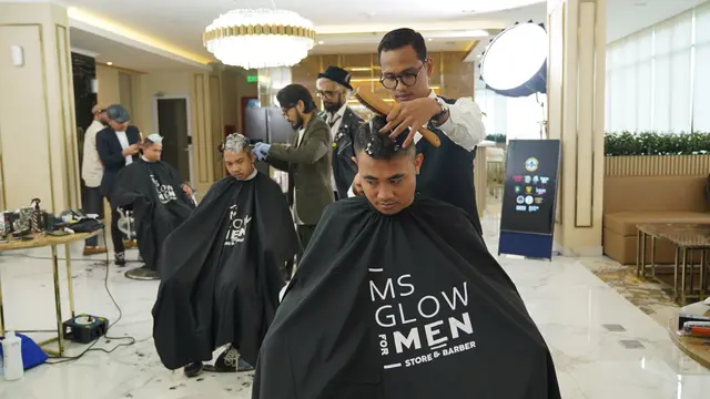 Suasana kompetisi Barber Battle Indonesia Season 2 berhadiah total Rp30 juta yang digelar MS Glow for Men dan Gilang Widhia Pratama. (Foto: Dok. Tim Barber Battle Indonesia)