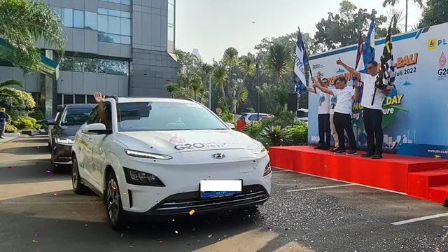 PLN Buktikan Mobil Listrik Lebih Hemat dengan Menggelar Touring Jakarta Bali