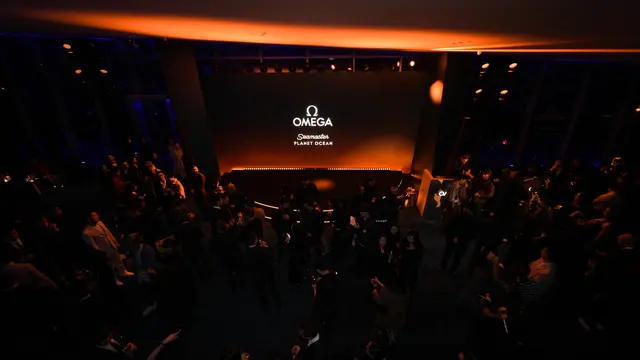 Pantulan Warna Orange Ikonik OMEGA [Dok/OMEGA]