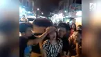 Seorang pengunjung warung makan melakukan penganiayaan kepada seorang pelayan dengan melemparkan mangkok hingga menyebabkan kepala berdarah.