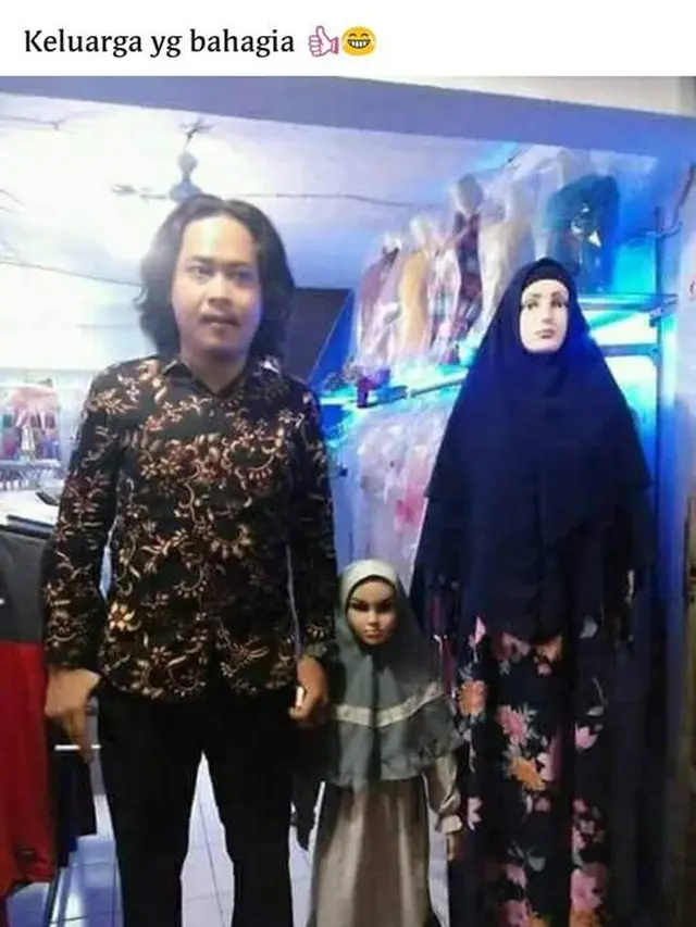 Tak Hanya jadi Pajangan, Ini 8 Aksi Kocak Orang Indonesia Gunakan Manekin