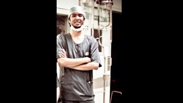 4 Dokter Berparas Ganteng Part II