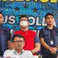 Polisi menangkap tersangka penipuan berkedok menempelkan barcode QRIS di kotak amal Masjid. Tersangka bernama Mohammad Iman Mahlil Lubis (38) pria kelahiran Medan. (Merdeka.com/Bachtiarudin Alam)