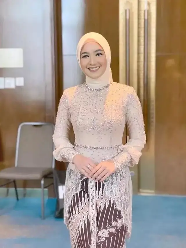 Potret 6 Seleb yang Dijuluki Ratu Sinetron Saat Jadi Bridesmaid Nikahan