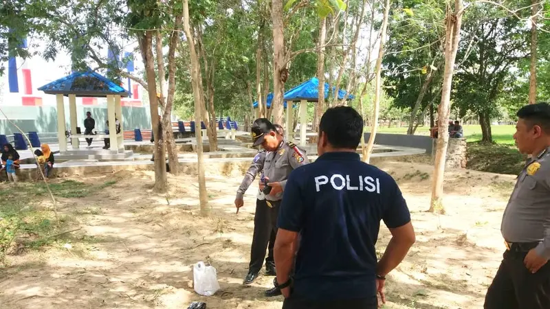 Potongan Payudara di Taman Bundaran Kantor Gubernur Sulteng