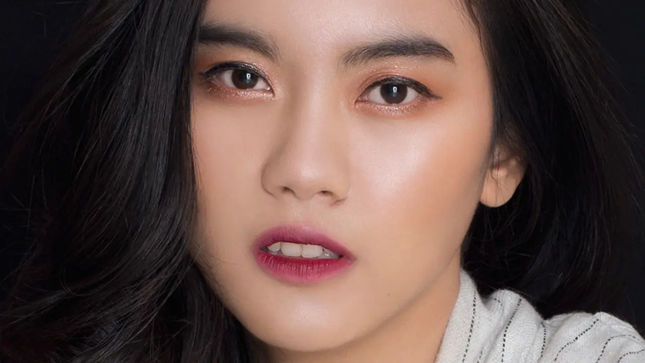 Makeup Lebih Praktis dan Sempurna dengan Two Tone Makeup