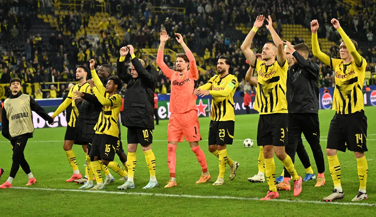 Kemenangan ini mengokohkan posisi Borussia Dortmund di puncak klasemen Liga Champions 2024/2025 dengan enam poin dari dua pertandingan dan selisih gol +9. (INA FASSBENDER/AFP)