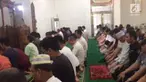 Libur sehari, Timnas U-18 melaksanakan Shalat Jumat di Kedutaan Indonesia, di Yangon.