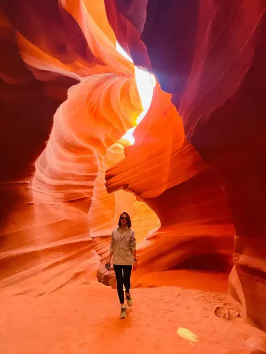 Ririn Ekawati di Antelope Canyon [Instagram/ririnekawati]