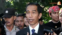 Selamatkan Istana, Jokowi Buka Pintu Air Jembatan Merah