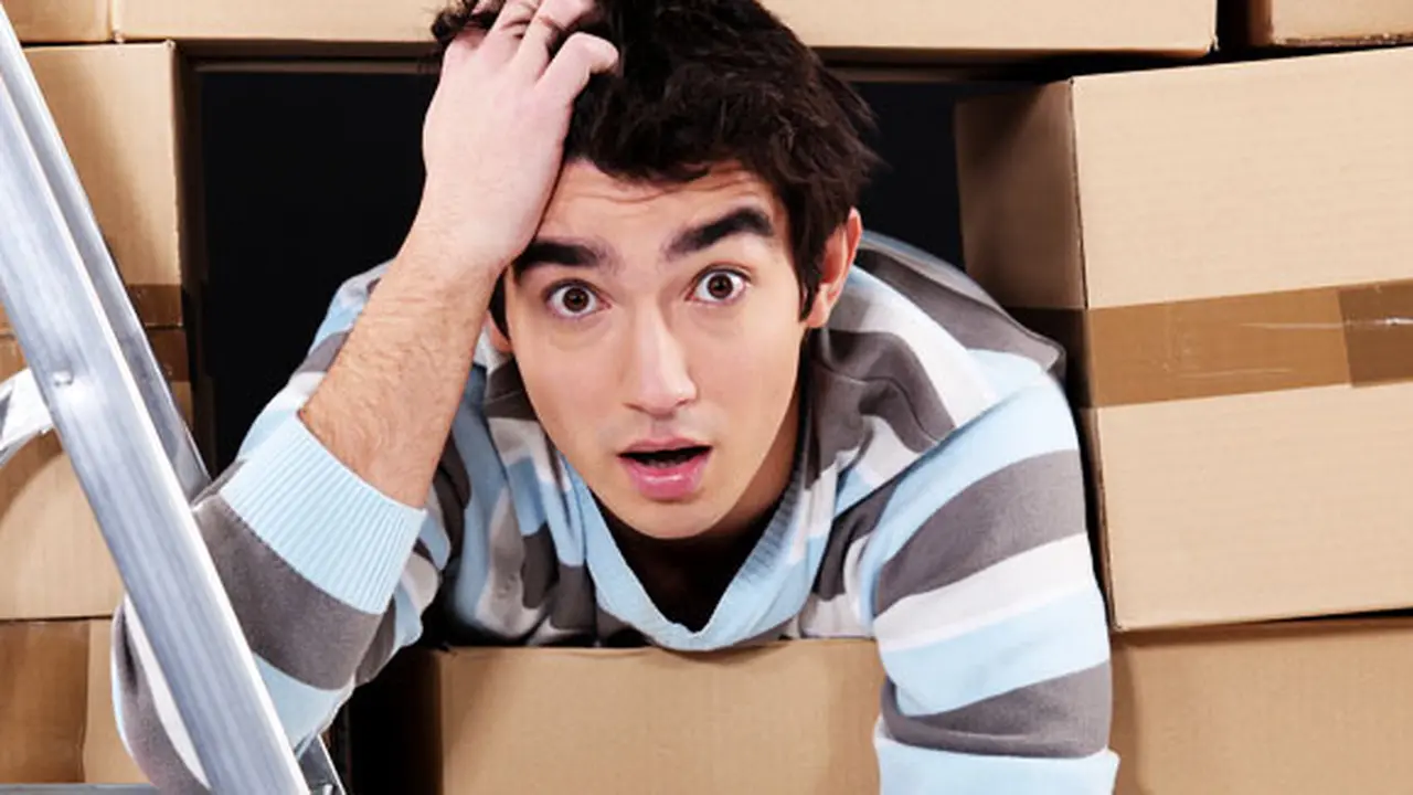 (c) shutterstock