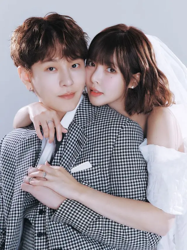 Potret Prewedding HyunA dan Yong Jun hyung. [@hyunah_aa]