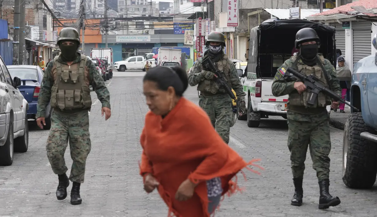Adolfo Macías, dikenal sebagai Fito, kabur dari penjara di Guayaquil pada hari Minggu, 7 Januari lalu. (AP Photo/Dolores Ochoa)