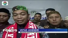 Dalam kesempatan ini, ratusan jemaah berkesempatan menggelar pembacaan manakib atau tradisi pembacaan riwayat orang-orang soleh.