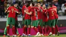 Para pemain Portugal merayakan kemenangan atas Swedia pada laga UEFA Nations League di Stadion Jose Alvalade, Kamis (15/10/2020). Portugal menang dengan skor 3-0. (AP Photo/Armando Franca)