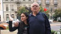 Kenangan Laura Anna bersama sang ayah. (Sumber: Instagram/edlnlaura)