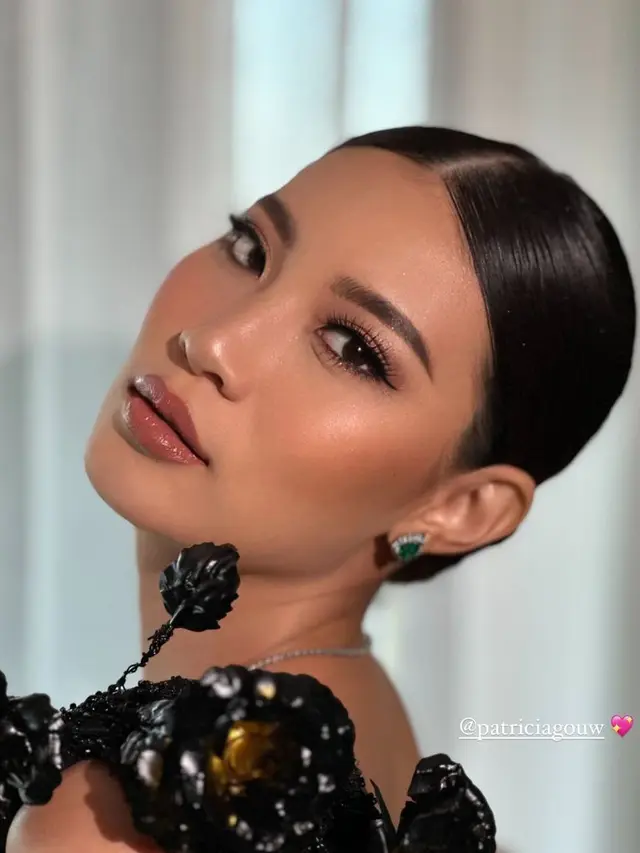 Patricia Gouw saat Resepsi ke-2 Rizky Febian dan Mahalini di Bali.