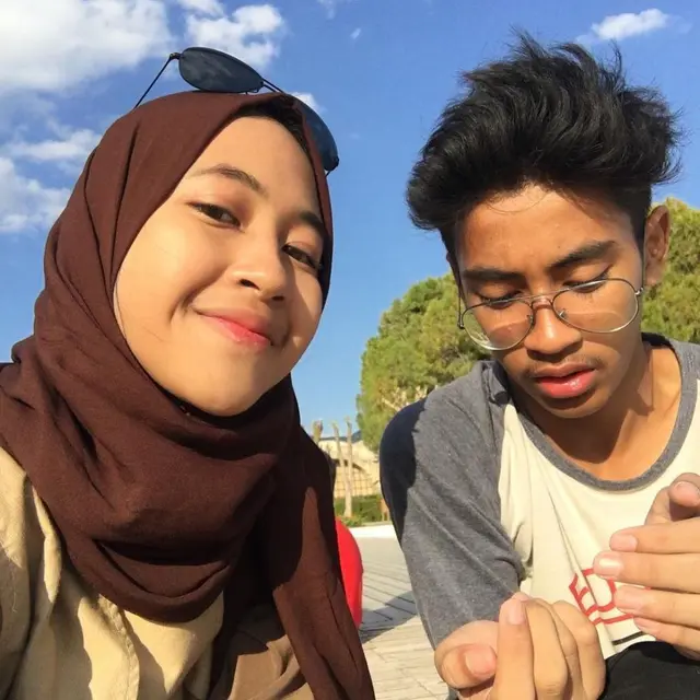 10 Potret Kebersamaan Adiba Khanza dan Abidzar Al-Ghifari, Saling Mendukung