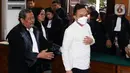 Terdakwa kasus pembunuhan Nofriansyah Yosua Hutabarat atau Brigadir J, Ricky Rizal usai menjalani sidang vonis di Pengadilan Negeri Jakarta Selatan, Selasa (14/2/2023). Majelis hakim menjatuhkan vonis 13 tahun penjara kepada Ricky Rizal. (Liputan6.com/Herman Zakharia)