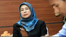 Menteri Badan Usaha Milik Negara (BUMN) Rini Soemarno mencopot Lenny Sugihat dari jabatannya sebagai Direktur Utama Perum Bulog.