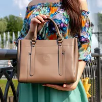 Ilustrasi Tas Perempuan Credit: pexels.com/Artem