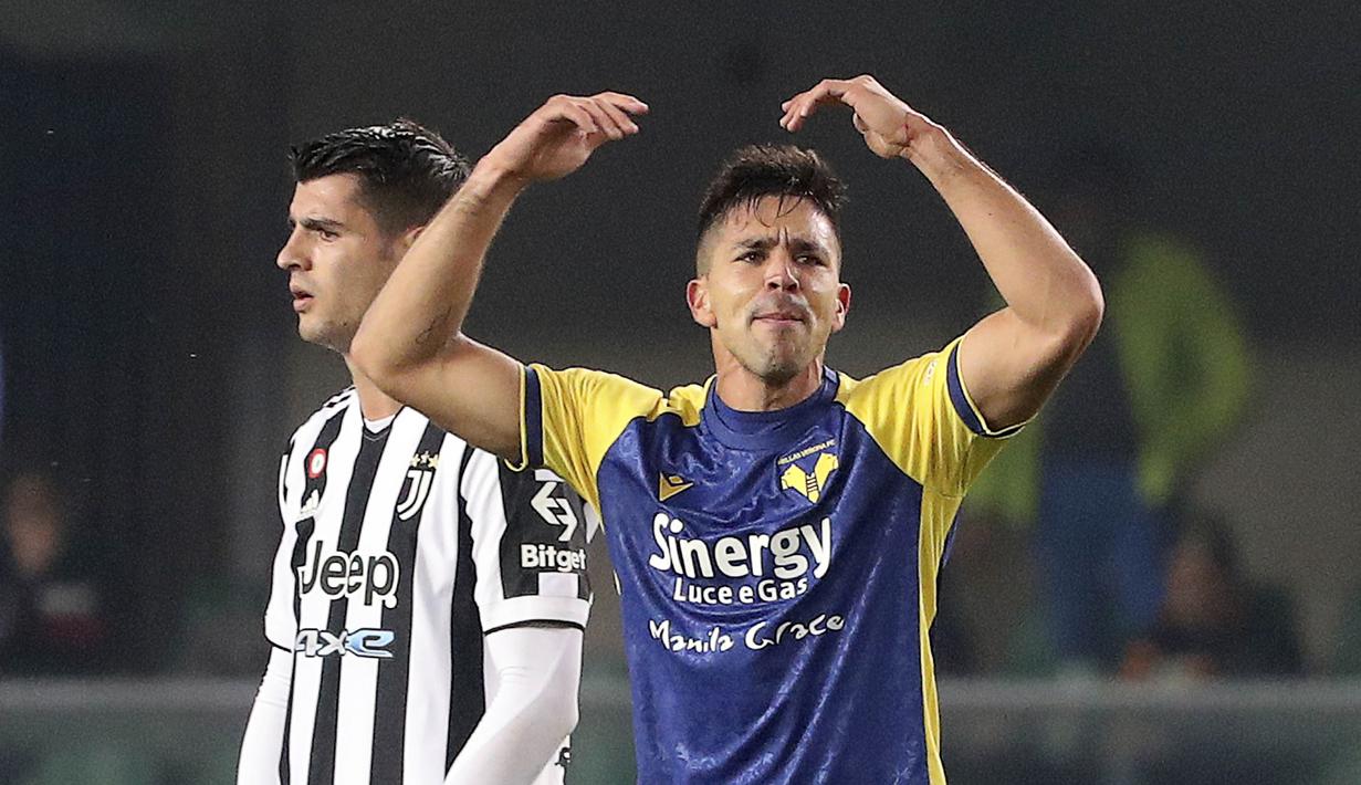 Brace-nya di laga tersebut membuat Simeone menjadi pemain ketujuh dalam sejarah Serie A yang mencetak dua gol atau lebih ke gawang Juve untuk tiga tim berbeda (Genoa, Cagliari dan Verona). (Paola Garbuio/LaPresse via AP)