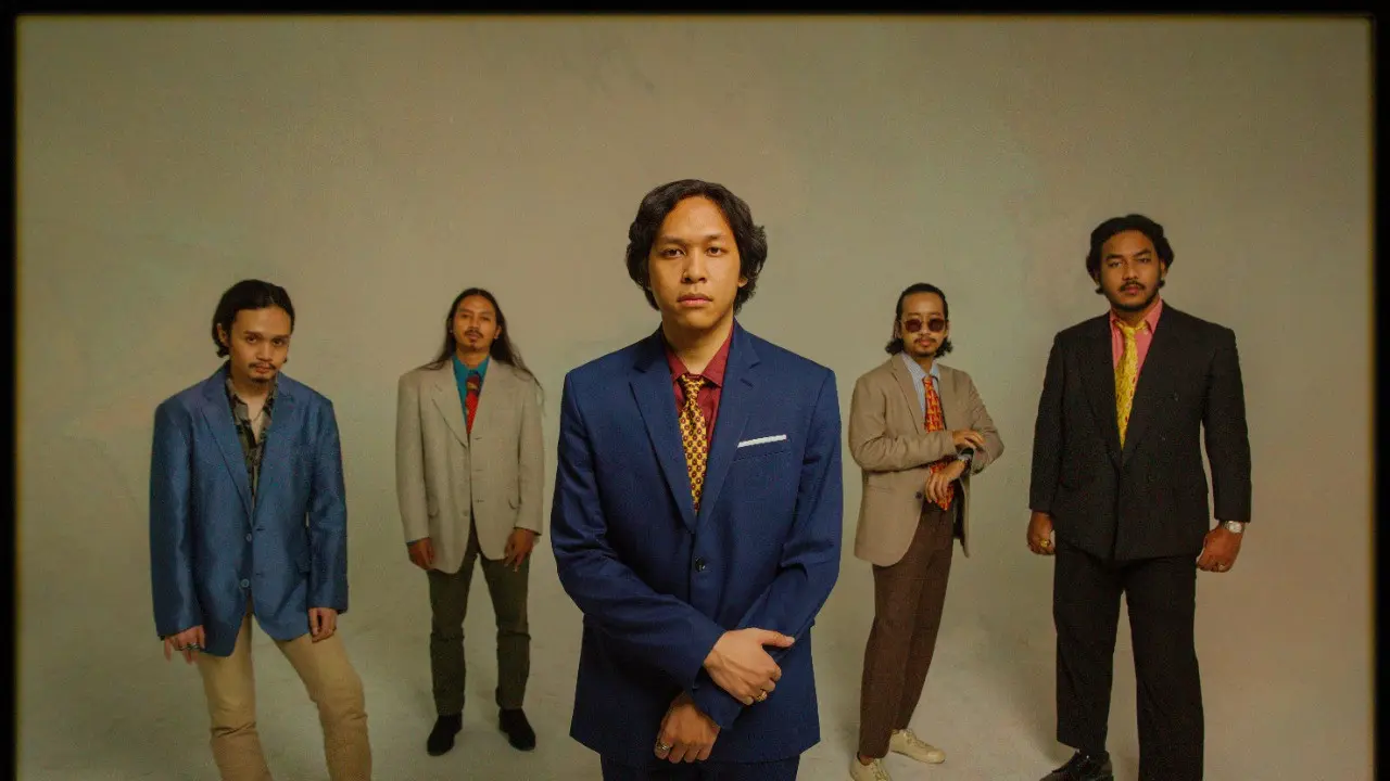 Grup Musik .Feast