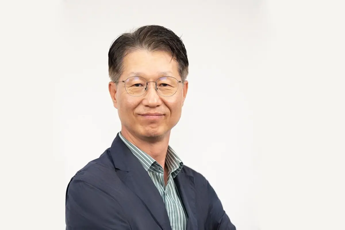 Simon Lee, Presiden, Samsung Electronics Indonesia (Samsung)