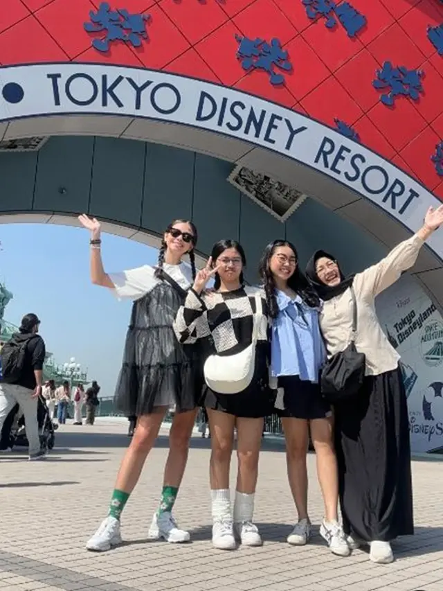 6 Potret Yuki Kato Bareng Reina dan Sakura, Dua Adiknya yang Keturunan Jepang