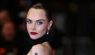 Cara Delevingne Jawab Tuduhan Johnny Depp soal Jadi Selingkuhan Amber Heard