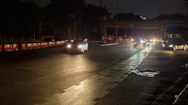 Situasi di Jalan Diponegoro, Jakarta Pusat, Minggu malam (4/8/2019) saat mati lampu.,