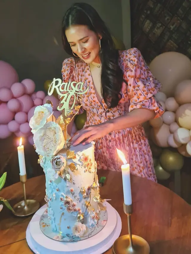 Raisa Ulang Tahun ke-30 Ini 7 Potret Kejutan dari Hamish Daud