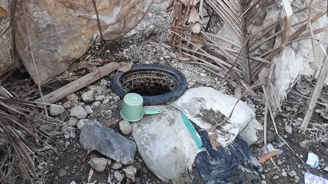 Sumur darurat di pinggir sungai. (Foto: Liputan6.com/Muhamad Ridlo)