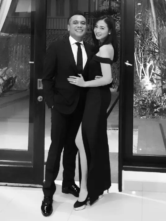 Akan tetapi takdir berkata lain, Citra Soeroso meninggal dunia pada Rabu (14/7/2021). Chico Hakim mengabarkan jika kondisi anak keduanya sedang menjalani perawatan. "Alhamdulillah kamu sehat dan semakin kuat nak," tulisnya. (Foto: instagram.com/citrasoeroso)