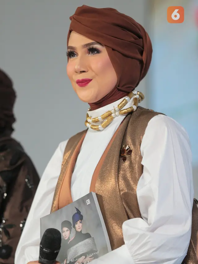 [Bintang] Marini Zumarnis dan Inneke Koesherawati