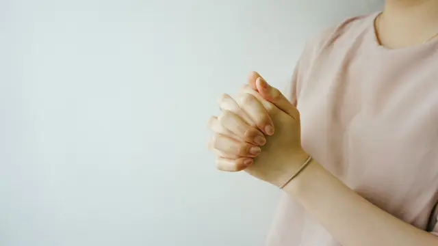Ilustrasi berdoa