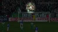 Provokasi Fans Bremen Belum Berhasil Gagalkan Gol Penalti Ini