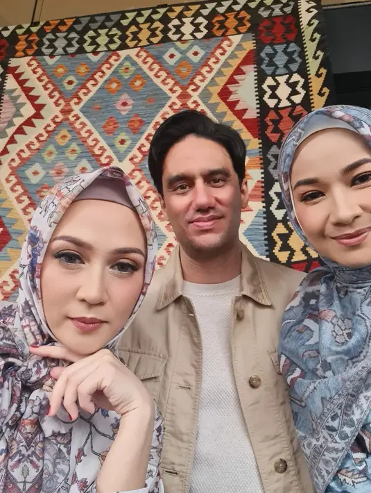 Jihan Fahira dan Diah Permatasari (Instagram/dinalorenza1975)