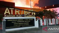 Kantor BPN Karawang Kebakaran