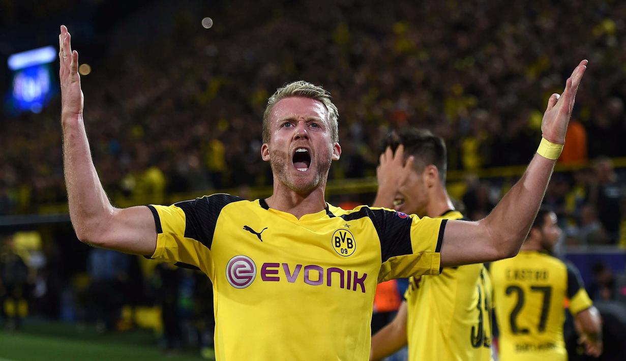 Andre Schurrle bergabung dengan Borussia Dortmund setelah ditransfer dari Wolfsburg senilai 25 juta pound. Namun, Schurrle baru tampil 180 menit dalam 2 partai. (AFP/Patrik Stollarz).
