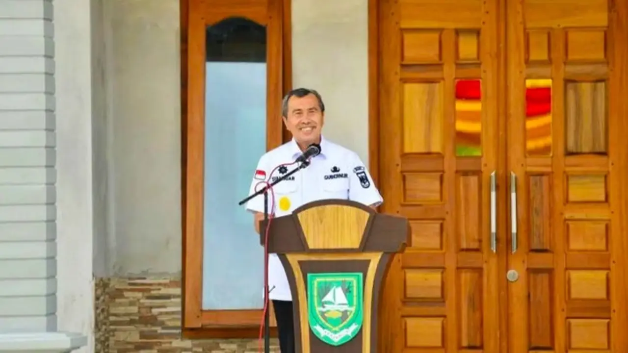 Gubernur Riau Syamsuar.