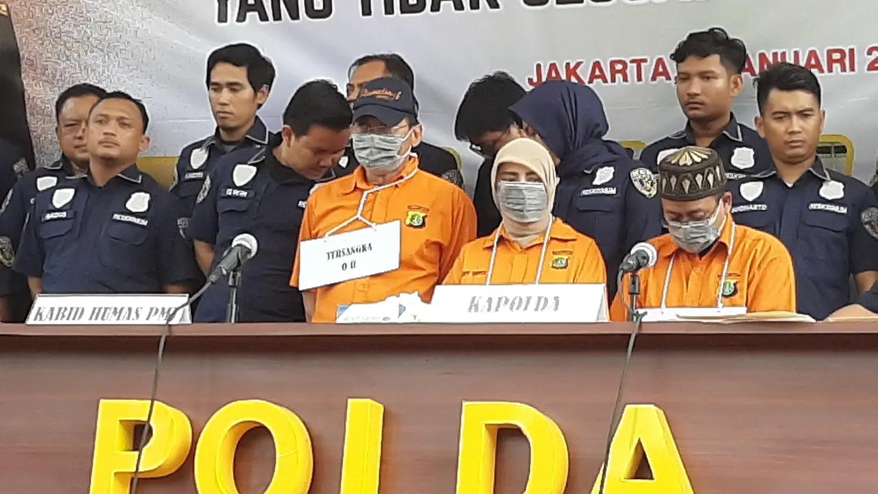 Polda Metro Jaya membongkar praktik stem cell ilegal yang dijalankan Dokter di Klinik Hubsch, Kemang Jakarta Selatan.