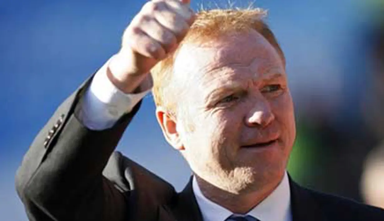 Birmingham City's Scottish manager Alex McLeish before the English Premier League football match between Birmingham City and Chelsea at St. Andrews, Birmingham, West Midlands, England, on December 26, 2009. AFP PHOTO/Ian Kington 