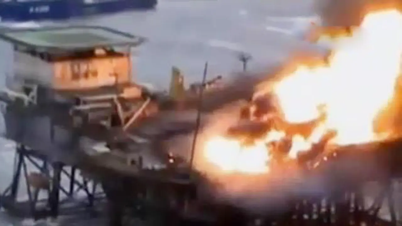 Video: Kilang Minyak di Azerbaizan Terbakar, 29 Pekerja Hilang