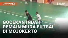 Pemain futsal kerap kali punya kemampuan individu yang dapat mengecoh lawan. Tidak hanya di level profesional, kemampuan serupa juga ada di level amatir seperti bocah berikut ini. Aksi skill individunya menggocek bola membuat beberapa pemain lawan ke...