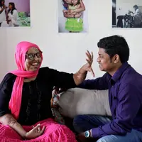 Korban siraman air keras bertunangan di hari Valentine setelah sembilan tahun mengalami tragedi yang tak akan bisa dilupakan seumur hidupnya. (Foto: Independent.co.uk)