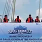 KRI Kerambit dalam ekspedisi Rupiah Berdaulat di pulau terluar Republik Indonesia. Ekspedisi ini menyediakan uang rupiah baru yang diperuntukkan bagi warga pulau-pulau terluar dan terpencil agar tetap menggunakan uang rupiah yang tidak kumal, lecek ataupun rusak. Foto: liputan6.com/ajang nurdin&nbsp;